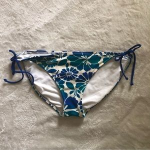 XHILARATION • XL bikini bottoms